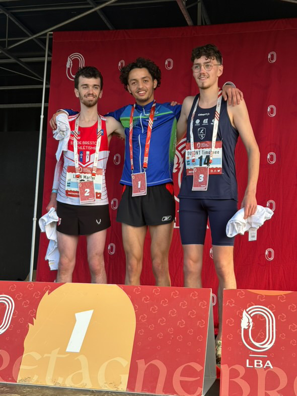 Podium Martin Léon 2ème espoir Pré France de cross 2025 à Combourg