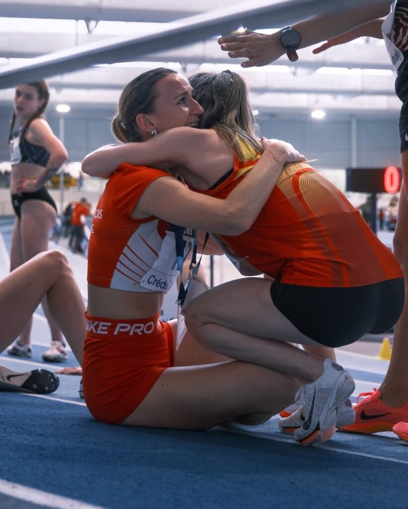 Lola Fromentoux 1500m France Nationaux en salle