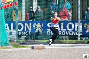 Marion Le Neué au lancer de marteau des championnats des France de lancers hivernaux à Salon de Provence, le 28 février 2025